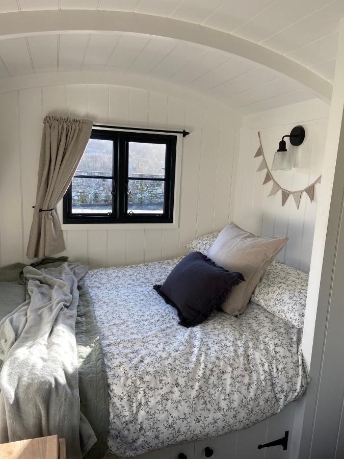 Peaceful Shepherd'S Hut In Beautiful Countryside. Linlithgow Kültér fotó