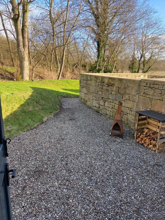 Peaceful Shepherd'S Hut In Beautiful Countryside. Linlithgow Kültér fotó