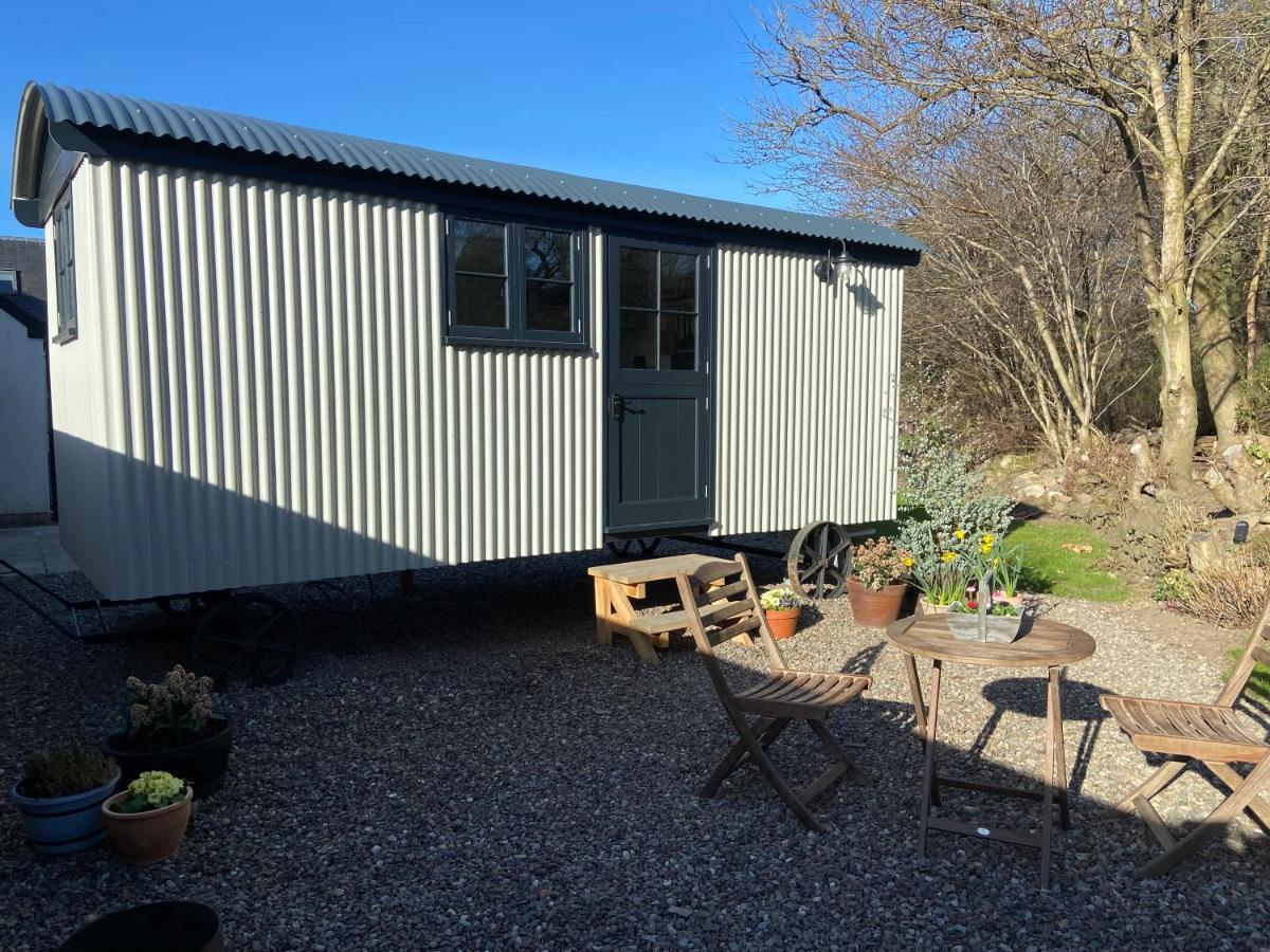 Peaceful Shepherd'S Hut In Beautiful Countryside. Linlithgow Kültér fotó